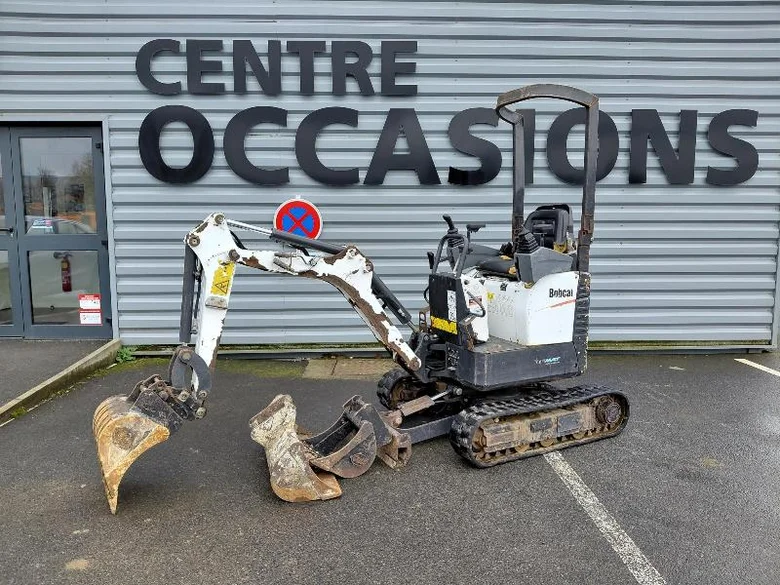 Mini pelle BOBCAT E10Z