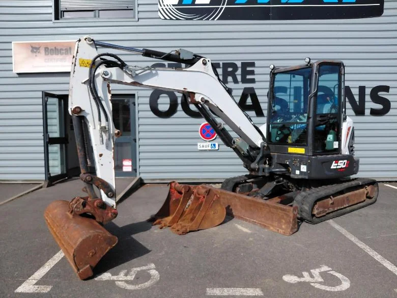 Mini pelle BOBCAT E50Z