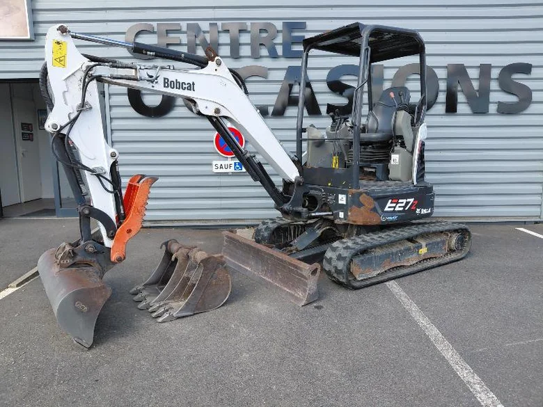 Mini pelle BOBCAT E27Z E2