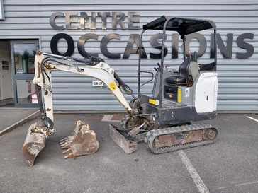 Mini pelle BOBCAT E17 V